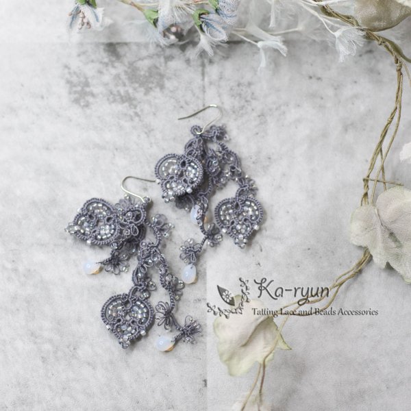 画像2: 【月末までに発送予定のご予約商品】【送料無料】Ka-ryun 佐藤先生オリジナルキット　小花のフリンジピアス (2)