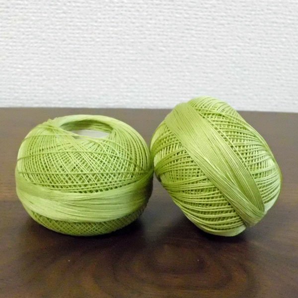 画像2: Lizbeth(リズベス)レース糸 単色 Size40 Col.683  【Leaf Green Lt】 (2)