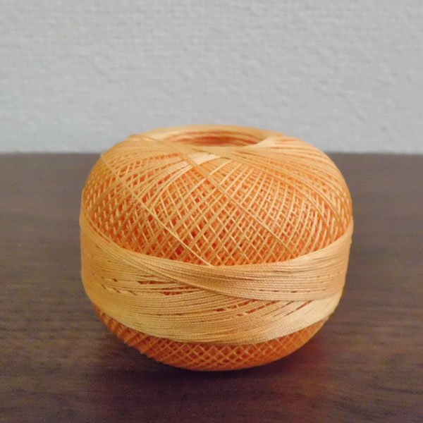 画像2: Lizbeth(リズベス)レース糸 単色 Size40 Col.696  【Autumn Orange Med】 (2)