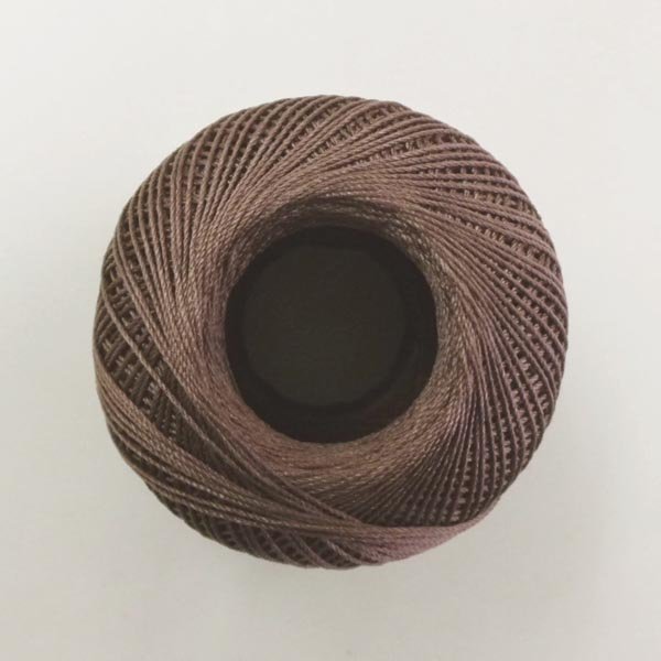 画像2: ダルマ　絹のレース糸　【8】 (2)