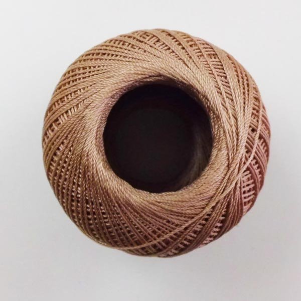 画像2: ダルマ　絹のレース糸　【4】 (2)