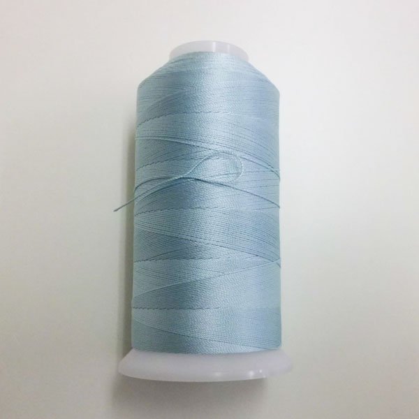 画像2: 【納期未定のご予約商品】都羽根　絹穴糸　1000m　【153 水色】 (2)