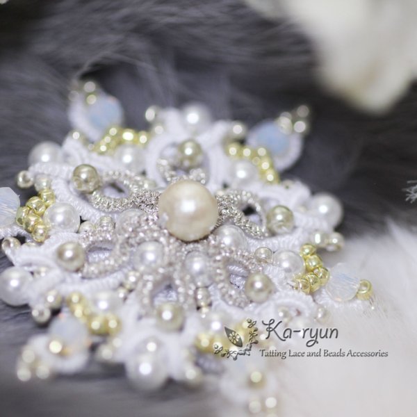 画像3: 【11月末ごろ入荷予定】【送料無料】Ka-ryun オリジナルタティングキット【雪華のブローチ】 (3)