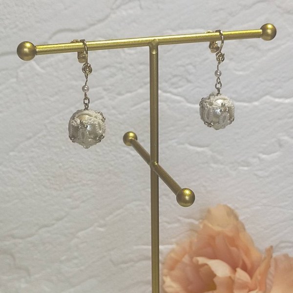 画像2: 3/29(日)11時〜13時　花結糸　YUKO先生1ｄayレッスン　〜シャトル1個で作る〜コットンパール包み (2)