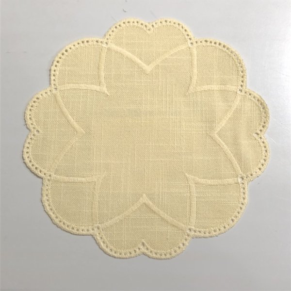 画像2: Anchor（アンカー）穴あき花形ドイリー (2)