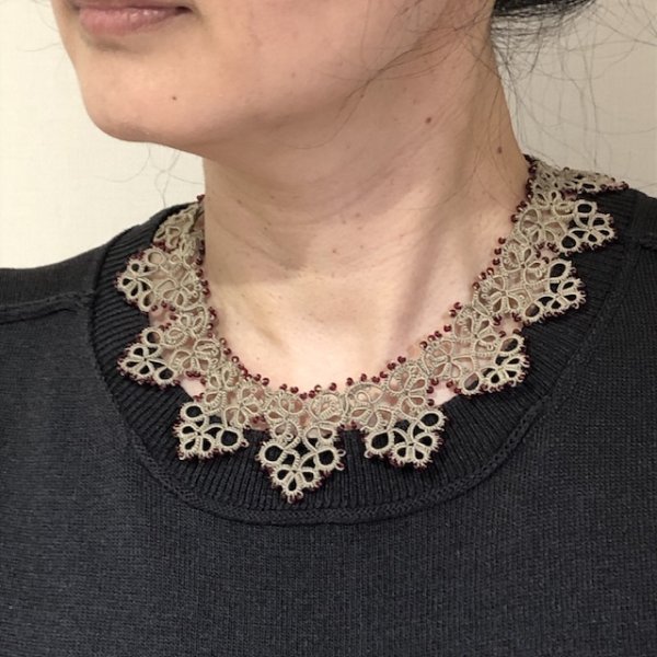 画像2: 【送料無料】シルクのビーズ入りネックレス (2)