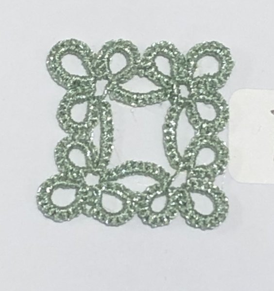 画像2: Calaisラメ糸　FS　糸巻　Col.29（淡いグリーン） (2)