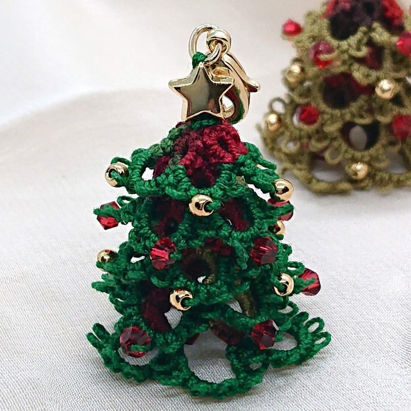 自立するクリスマスツリーのチャーム